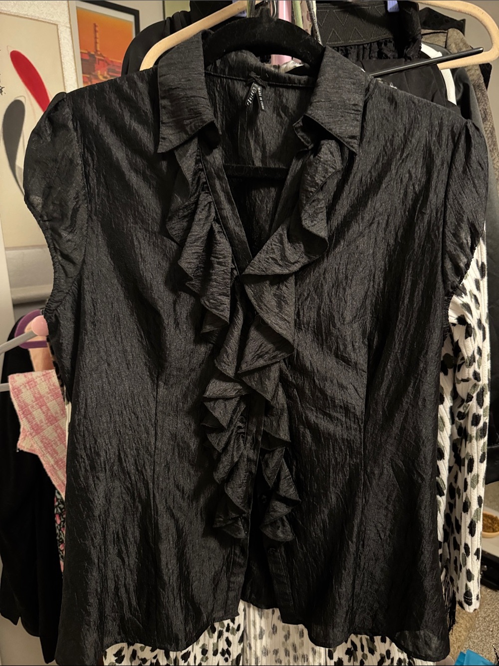 Black Ruffled Cap-Sleeve Blouse - Women